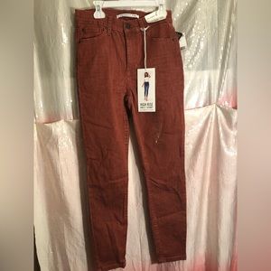 NWT Celebrity Pink High Rise size 5